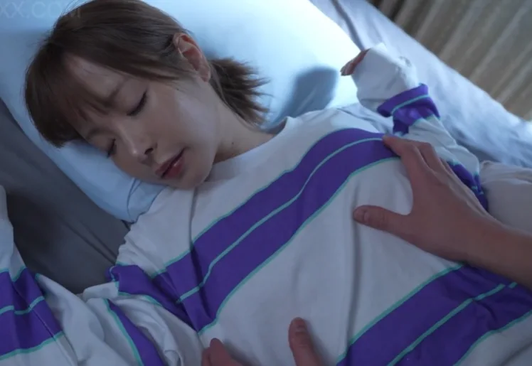 Giận bồ sang nhà bạn thân tâm sự và cái kết Kana Momonogi